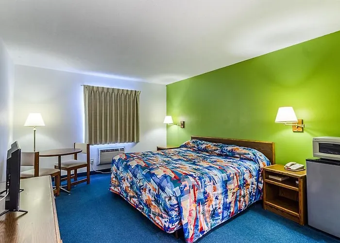 Hotel Dakota 2*